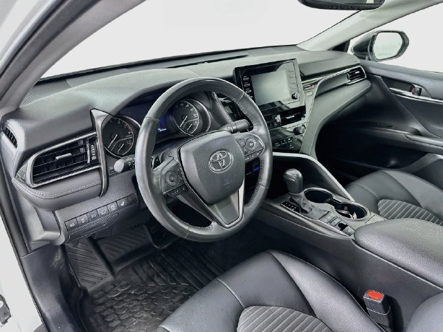 Used 2024 Toyota Camry SE w/ Cold Weather Package AWD/4WD image 20