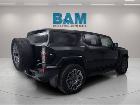 New 2024 GMC Hummer EV 3X w/ LPO, Illumination Package image 7