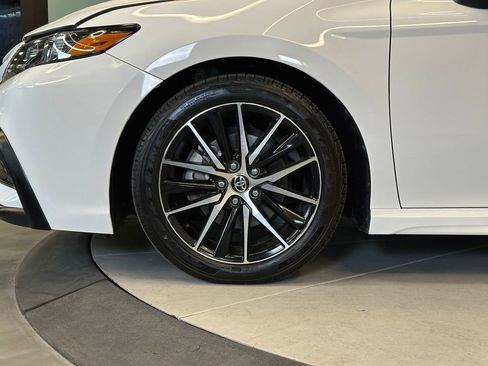 Used 2022 Toyota Camry SE AWD/4WD image 25