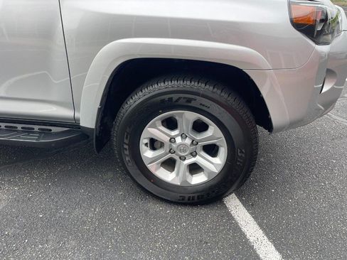 Used 2023 Toyota 4Runner SR5 Premium w/ Moonroof Package AWD/4WD image 7