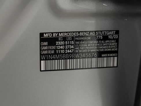 Used 2024 Mercedes-Benz GLB 35 AMG 4MATIC image 59