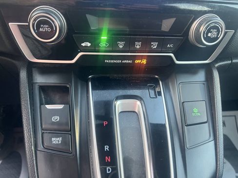 Used 2018 Honda CR-V LX image 32