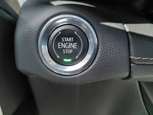 Used 2023 Buick Envision Essence w/ Sport Touring Package AWD/4WD image 31