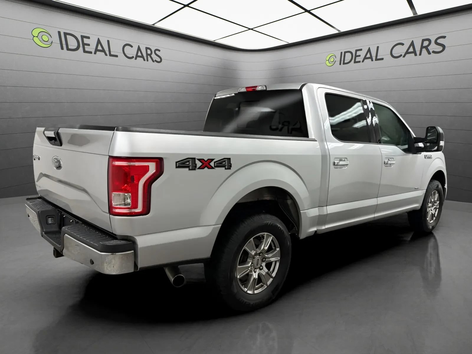 Used 2016 Ford F150 XLT w/ Equipment Group 302A Luxury AWD/4WD image 5