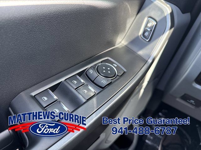 New 2026 Ford F250 XLT w/ FX4 Off-Road Package AWD/4WD image 25