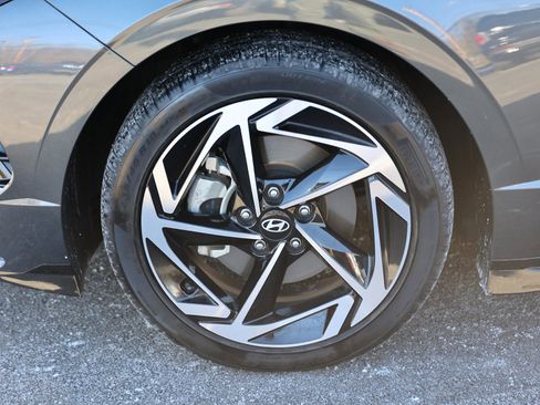 Used 2024 Hyundai Sonata SEL w/ Convenience Package image 9