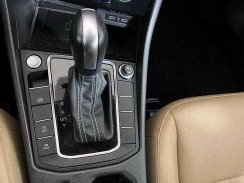 Used 2021 Volkswagen Jetta SEL image 18