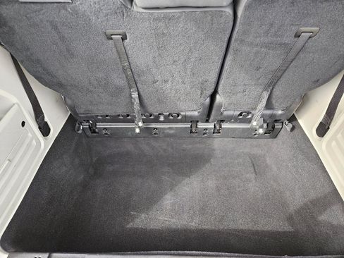 Used 2019 Dodge Grand Caravan SE w/ UConnect Hands-Free Group image 22