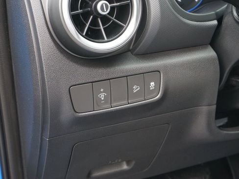 Certified 2023 Hyundai Kona SEL AWD/4WD image 19