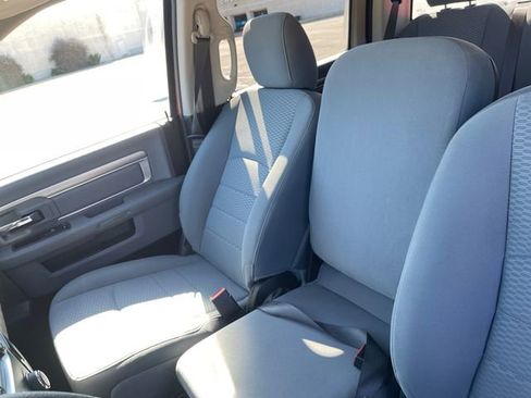 Used 2019 RAM 1500 Classic SLT RWD image 21