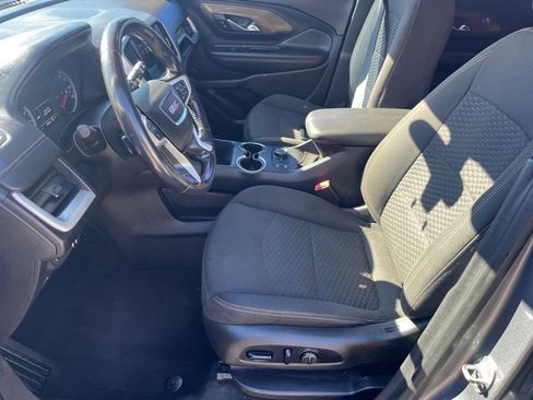 Used 2018 GMC Terrain SLE w/ Driver Convenience Package image 5