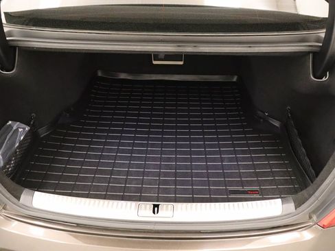 Used 2017 Genesis G90 5.0 Ultimate RWD image 21