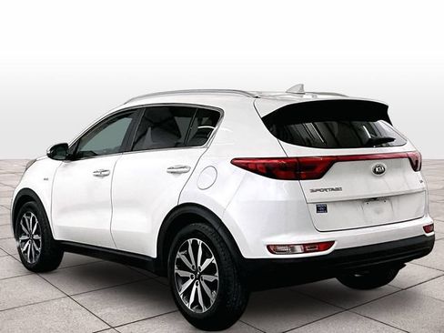 Used 2018 Kia Sportage EX AWD/4WD image 10
