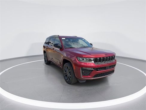 New 2026 Jeep Grand Cherokee L Limited image 2