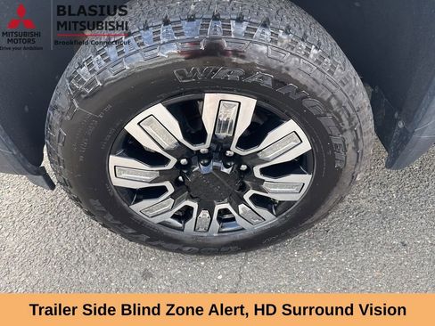 Used 2024 GMC Sierra 2500 Denali w/ Denali Reserve Package AWD/4WD image 34