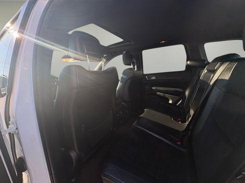 Used 2015 Jeep Grand Cherokee Altitude image 28