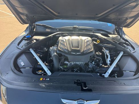 Used 2022 Genesis G90 3.3T Premium image 21