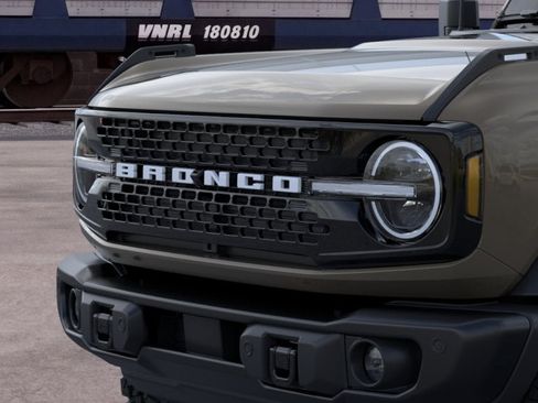 New 2026 Ford Bronco Badlands AWD/4WD image 44