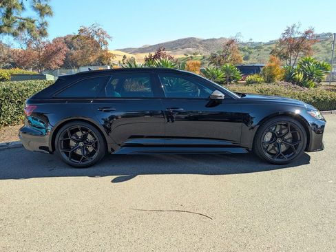 Used 2025 Audi RS 6 performance image 4