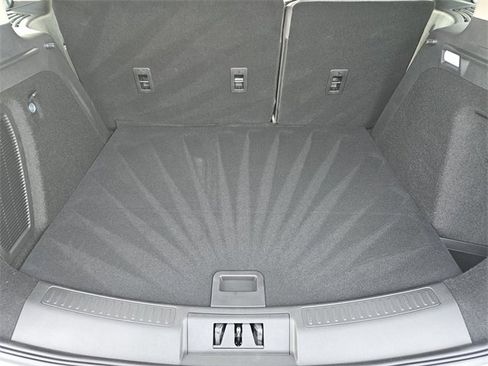 New 2026 Lincoln Corsair Premiere image 30