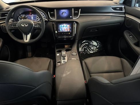 Certified 2025 INFINITI QX50 Pure AWD/4WD image 14