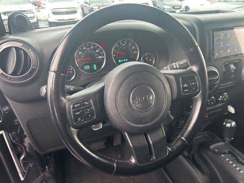 Used 2011 Jeep Wrangler Unlimited Sport image 31