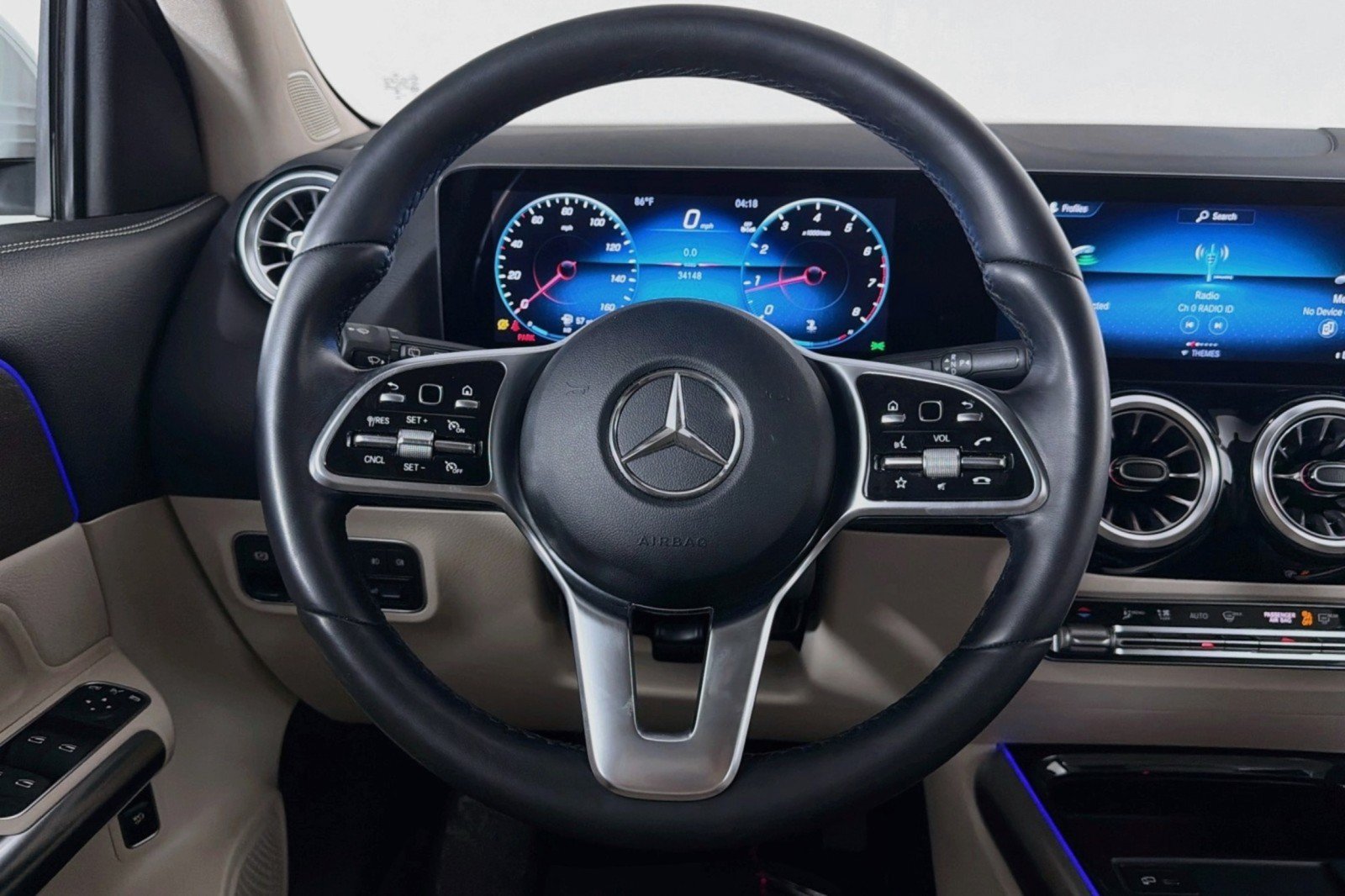 Used 2023 Mercedes-Benz GLA 250 4MATIC w/ Premium Package image 20