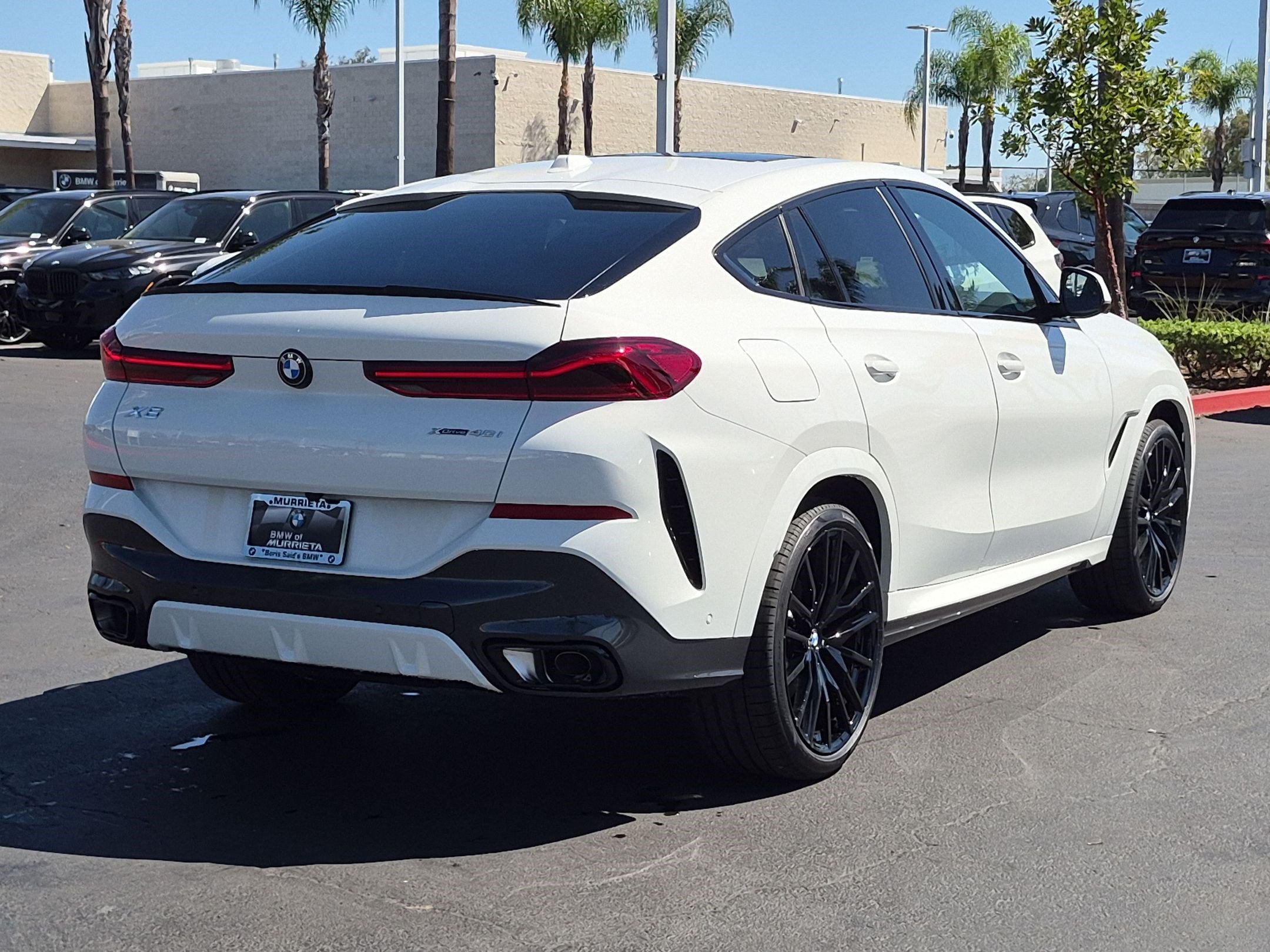 New 2027 BMW X6 xDrive40i w/ Climate Comfort Package AWD/4WD image 10