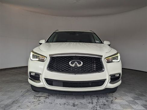 Used 2019 INFINITI QX60 Luxe w/ Essential Package image 3