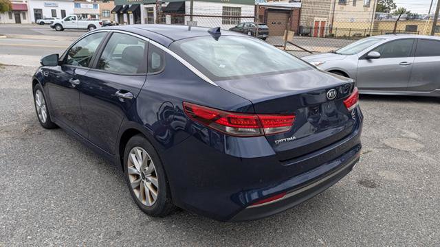 Used 2018 Kia Optima S FWD image 8