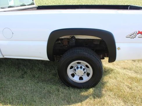 Used 2007 Chevrolet Silverado 3500 W/T w/ Skid Plate Package image 14