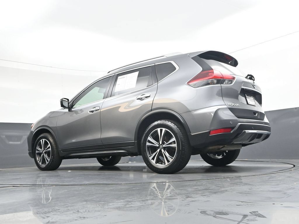 Used 2019 Nissan Rogue SV w/ Premium Package FWD image 37
