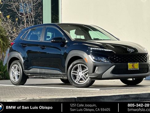 Used 2023 Hyundai Kona SE image 1
