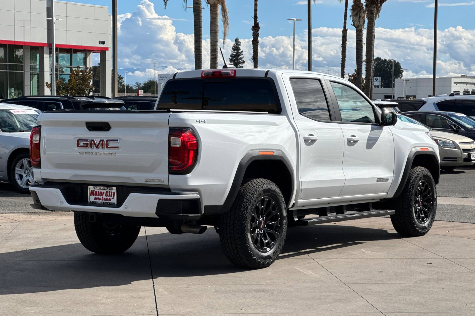 Certified 2026 GMC Canyon Elevation w/ Convenience Package AWD/4WD image 4