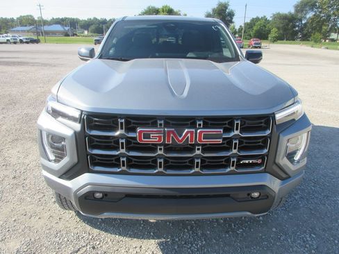 New 2026 GMC Canyon AT4 AWD/4WD image 10
