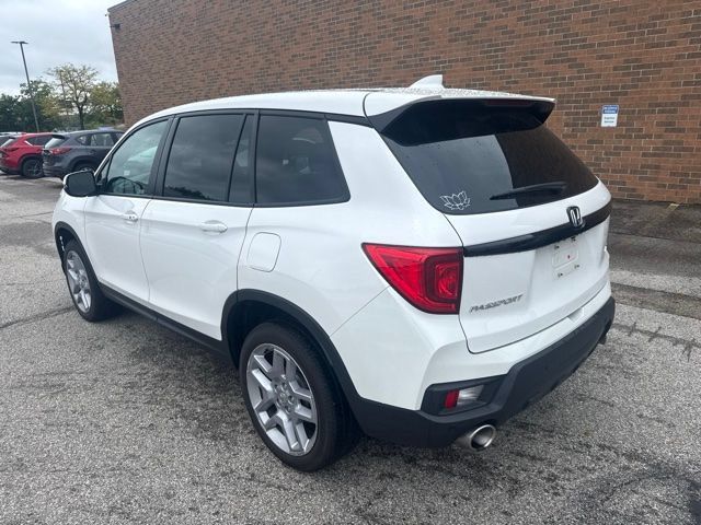 Used 2024 Honda Passport EX-L image 4