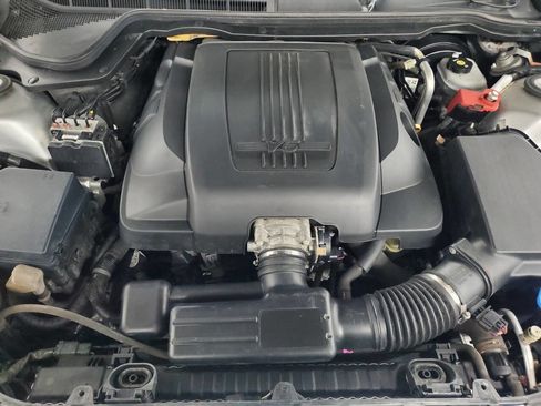 Used 2009 Pontiac G8 w/ Premium Package image 4