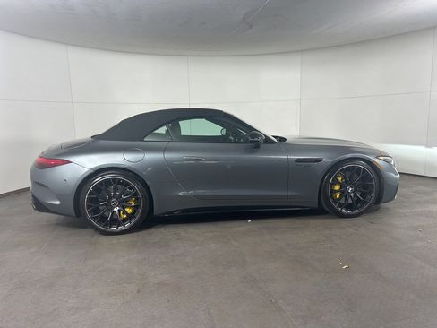 Used 2022 Mercedes-Benz SL 63 AMG 4MATIC image 6