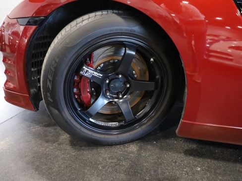 Used 2015 Nissan GT-R Premium image 13
