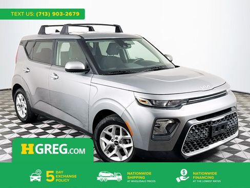 Used 2022 Kia Soul LX w/ Technology Package FWD image 1