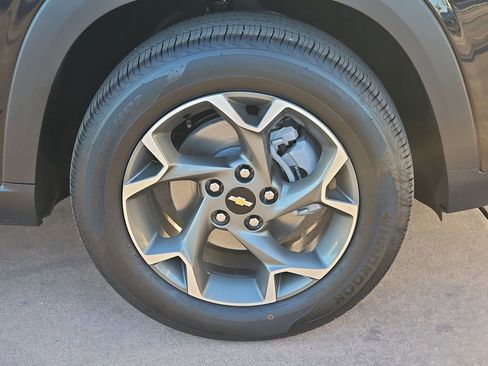 New 2026 Chevrolet Trax LT image 38