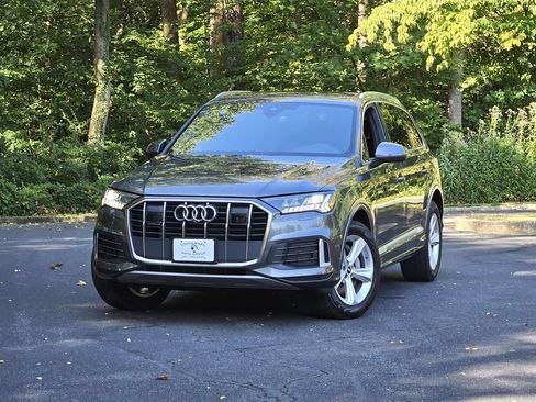 Used 2023 Audi Q7 2.0T Premium Plus w/ Premium Plus Package AWD/4WD image 1