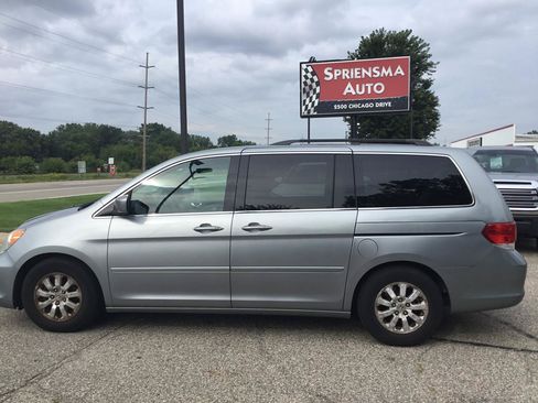 Used 2010 Honda Odyssey EX image 10
