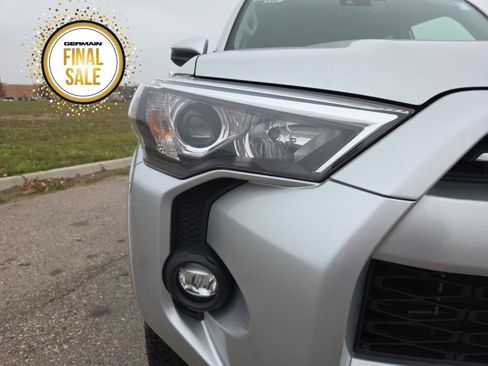 Used 2022 Toyota 4Runner SR5 image 13