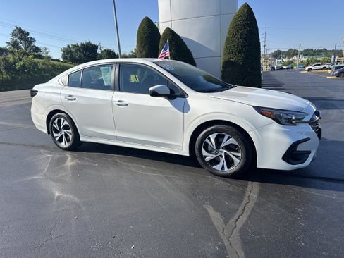 Used 2023 Subaru Legacy Premium AWD/4WD image 1