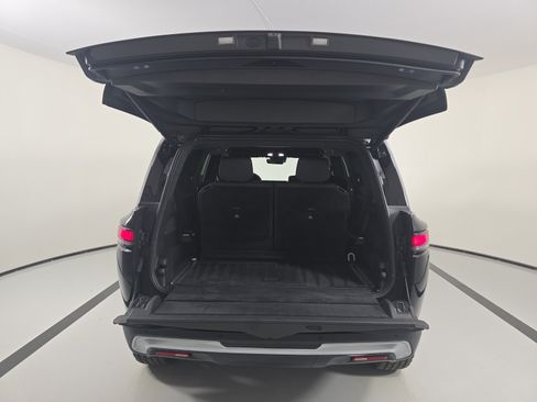 Used 2024 Rivian R1S Adventure AWD/4WD image 15