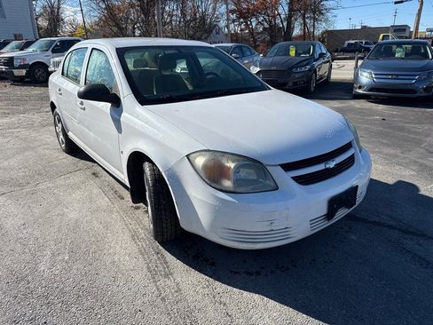 Used 2007 Chevrolet Cobalt LS w/ Enhanced Safety Package image 3