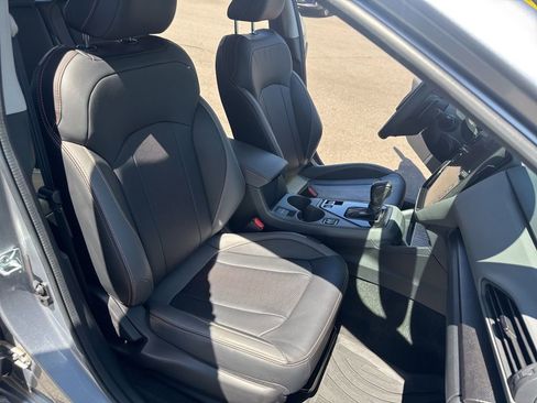 Used 2025 Subaru Crosstrek 2.5i Limited w/ Crosstrek Mirror Package AWD/4WD image 14