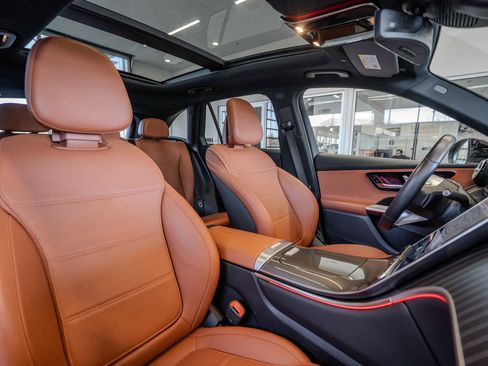 Used 2023 Mercedes-Benz GLC 300 image 28