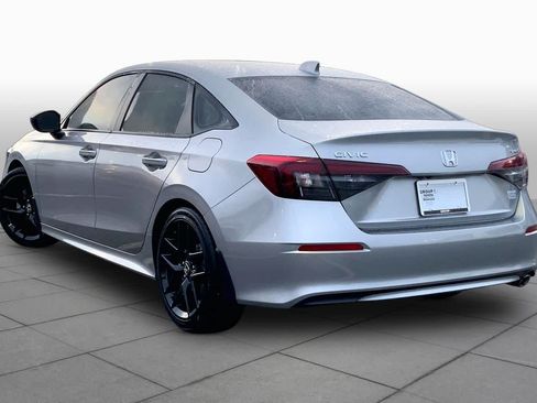 Used 2025 Honda Civic Sport image 12